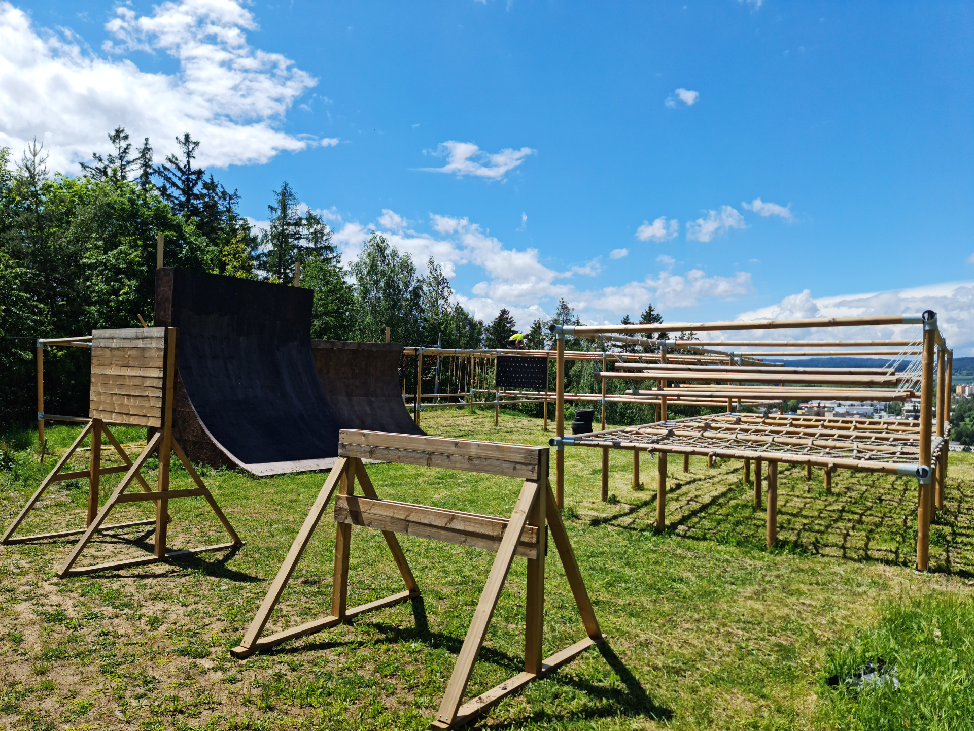 OBSTACLE RACE - 1