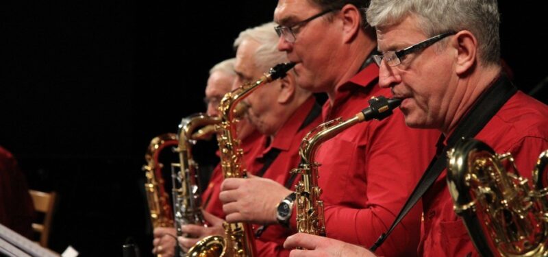 Big Band hraje pro Charitu - 1