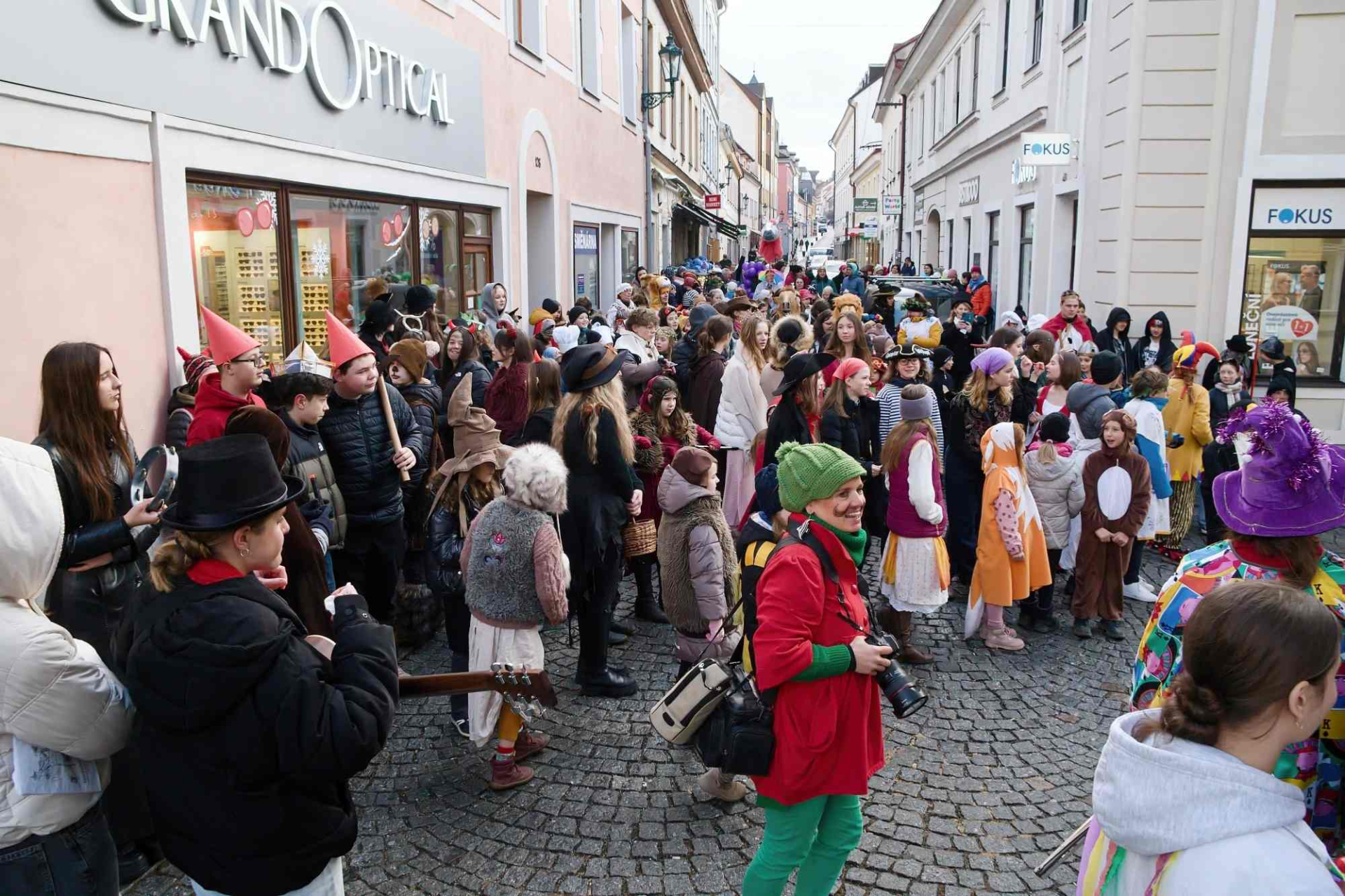 Masopustní průvod městem | Waldorfská škola Příbram - 1