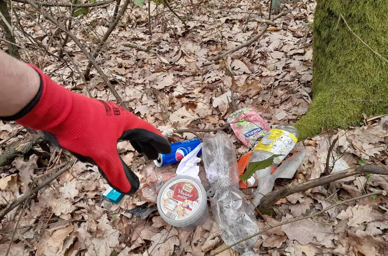 Ukliď Brdy 2026 - 1