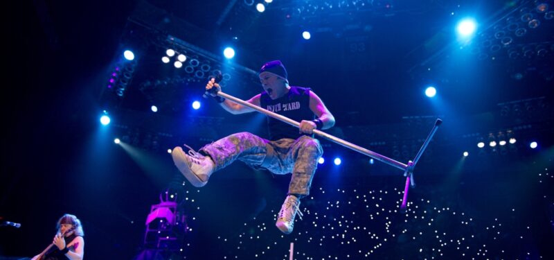 Iron Maiden: Burning Ambition - 1