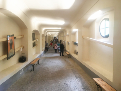 Svatá Hora v září dvakrát v záři reflektorů: Příbramská svatohorská šalmaj a Svatohorské schody 2023 - 343 schodů pro tvořivost