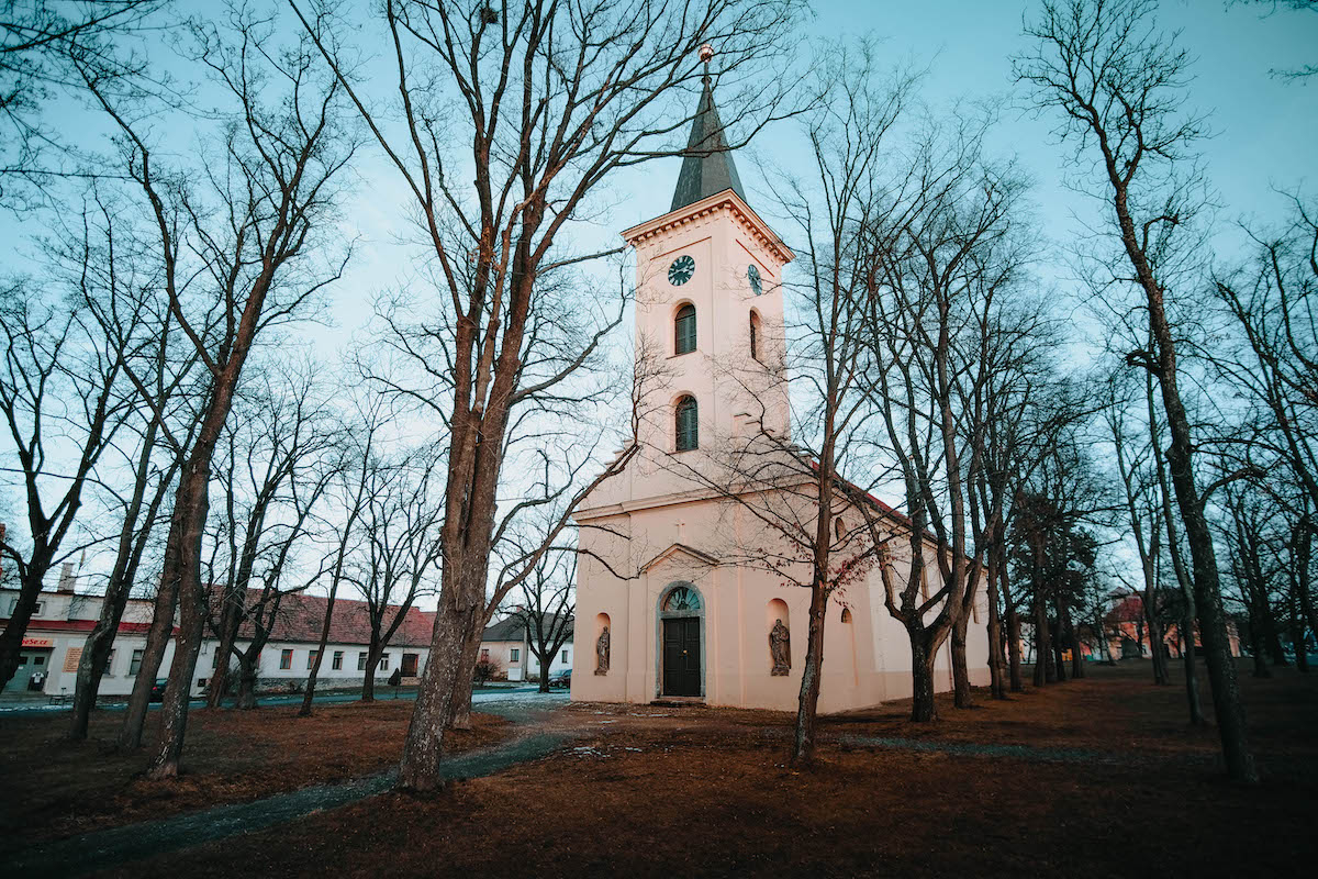 Kostel Nastolení sv. Petra v Antiochii