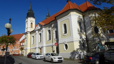 Kostel sv. Jana Nepomuckého, Rožmitál pod Třemšínem - původně barokní kaple byla v letech 1904 - 5 přestavěna Josefem Fantou v neobarokním slohu. Je součástí rožmitálské městské památkové zóny. (Foto Mgr. Jaroslav Hodrment ©)