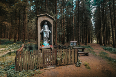 Poutě za poustevníky: Pouť za poustevníkem Benešem z Blíživy (foto: Kamila Kohoutová)