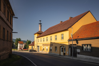 Přes Hřebeny na rozhlednu Studený vrch